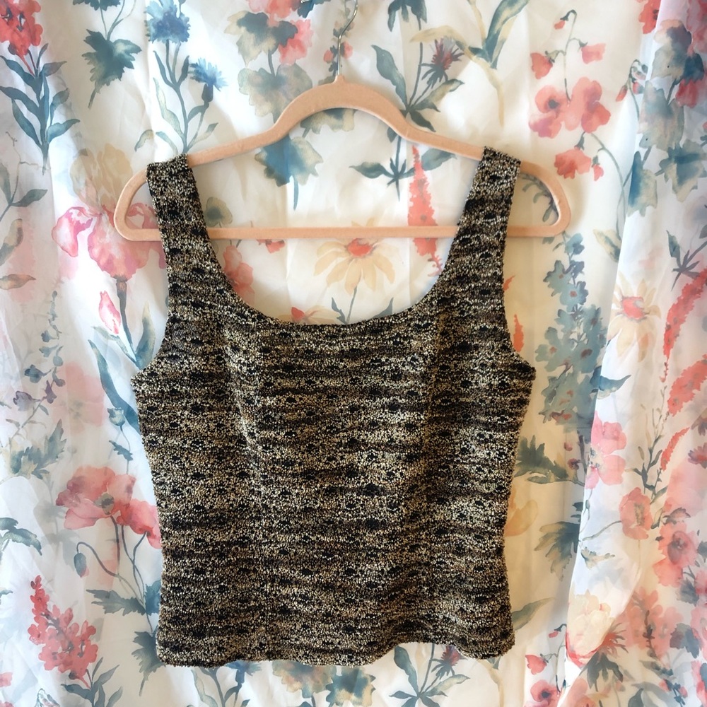 Textured Scoop Tank Top